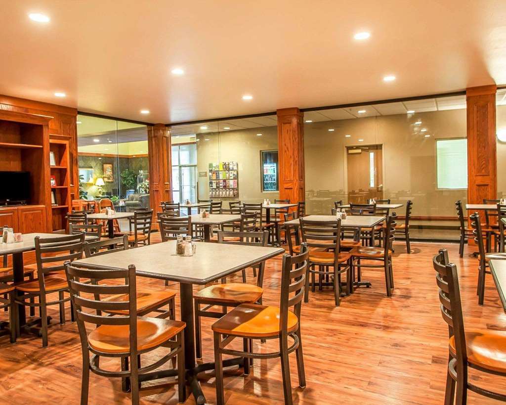 Quality Inn & Suites Hannibal Restaurant foto